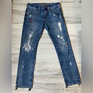 American Eagle Outfitters distressed, embroidered, graffiti skinny jeans 31x32